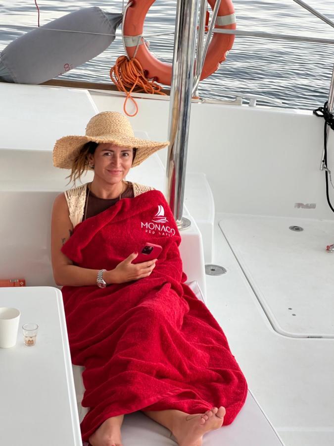 Отель Red Sail Монте-Карло Экстерьер фото